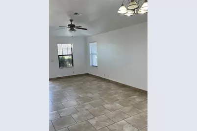 1038 Trail Driver Cove, Georgetown, TX 78626 - Photo 3