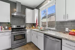 2514 E 4th St, Austin, TX 78702 - Photo 7