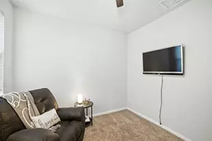 324 Mountain Valley St, Georgetown, TX 78628 - Photo 33