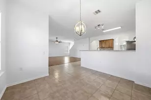 5712 Zachary Scott St, Austin, TX 78747 - Photo 9