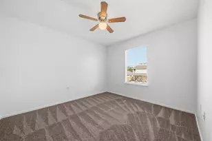 5712 Zachary Scott St, Austin, TX 78747 - Photo 17