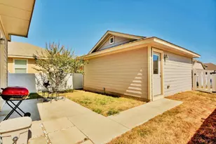 1810 Franklin Mountain Dr, Cedar Park, TX 78613 - Photo 25