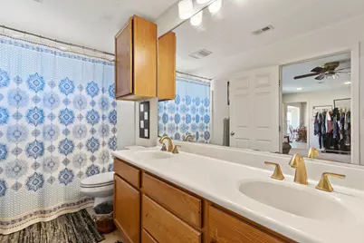 61 Family Circle, Hutto, TX 78634 - Photo 17