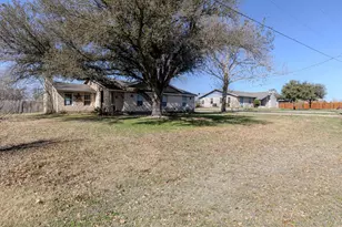 61 Family Cir, Hutto, TX 78634 - Photo 37