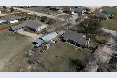 61 Family Circle, Hutto, TX 78634 - Photo 31