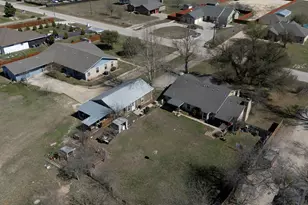 61 Family Cir, Hutto, TX 78634 - Photo 31