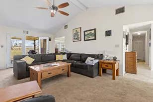 61 Family Cir, Hutto, TX 78634 - Photo 7