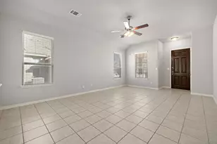 913 Centerra Hills Cir, Round Rock, TX 78665 - Photo 7