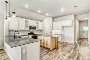 426 Cold Riv Run, Kyle, TX 78640 - Photo 5