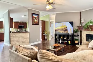 179 Sierra Rosa Dr, Cedar Creek, TX 78612 - Photo 15