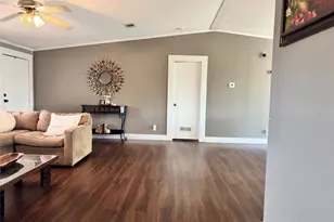 179 Sierra Rosa Dr, Cedar Creek, TX 78612 - Photo 5