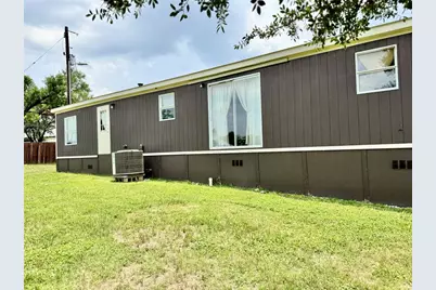 179 Sierra Rosa Drive, Cedar Creek, TX 78612 - Photo 35