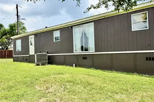 179 Sierra Rosa Dr, Cedar Creek, TX 78612 - Photo 35