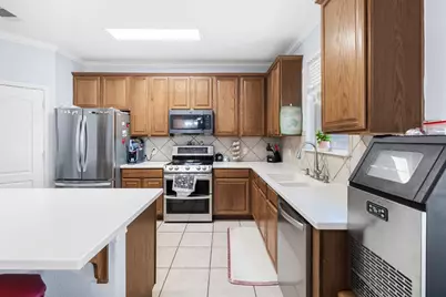 112 Floating Leaf Drive, Hutto, TX 78634 - Photo 13