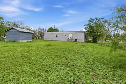 612 Lilac Way, Kyle, TX 78640 - Photo 9