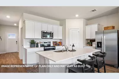 208 Southridge Trail, Marble Falls, TX 78654 - Photo 9