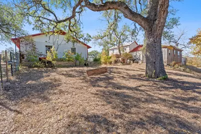 8409 Appaloosa Run, Austin, TX 78737 - Photo 11
