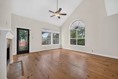 8109 Ganttcrest Drive, Austin, TX 78749 - Photo 3