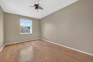 8109 Ganttcrest Dr, Austin, TX 78749 - Photo 17