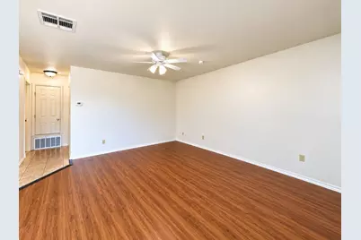 402 Algerita Drive, Georgetown, TX 78628 - Photo 7