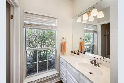 117 Vista Oaks Drive, Dripping Springs, TX 78620 - Photo 27