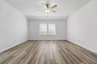 100 Childress Street, Hutto, TX 78634 - Photo 5