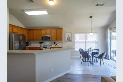 11620 Larch Valley Drive, Austin, TX 78754 - Photo 7