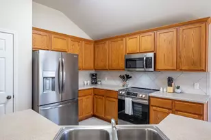 11620 Larch Valley Dr, Austin, TX 78754 - Photo 9