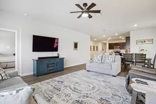 1001 Pembroke Ct, Hutto, TX 78634 - Photo 5