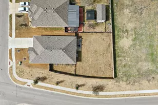 1001 Pembroke Ct, Hutto, TX 78634 - Photo 29