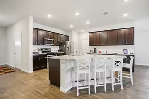 1001 Pembroke Ct, Hutto, TX 78634 - Photo 11