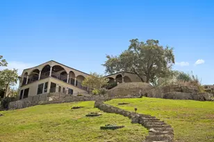 925 Challenger, Lakeway, TX 78734 - Photo 35