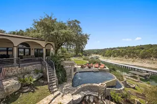 925 Challenger, Lakeway, TX 78734 - Photo 1