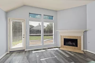 11617 Glen Knoll Drive, Manor, TX 78653 - Photo 7