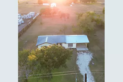 209 County Road 310, Rockdale, TX 76567 - Photo 9
