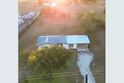 209 County Road 310, Rockdale, TX 76567 - Photo 9