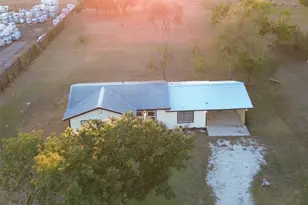 209 Co Rd 310, Rockdale, TX 76567 - Photo 9