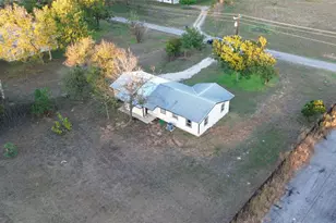 209 Co Rd 310, Rockdale, TX 76567 - Photo 35