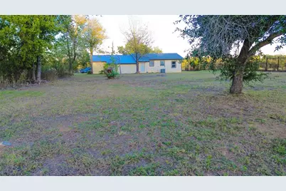 209 County Road 310, Rockdale, TX 76567 - Photo 33