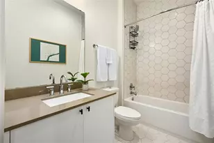 800 Embassy Dr, Austin, TX 78702 - Photo 19