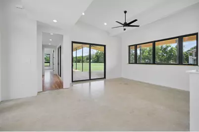 1800 Man O War Drive, Del Valle, TX 78617 - Photo 9