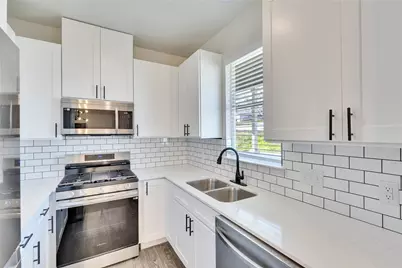 3201 Jack Cook Drive #B, Austin, TX 78723 - Photo 11