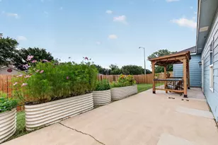 1100 Mira Loma Ln, San Marcos, TX 78666 - Photo 17