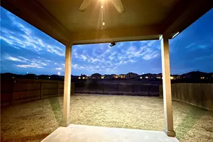 11812 Offaly Dr, Austin, TX 78754 - Photo 31