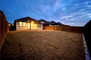 11812 Offaly Dr, Austin, TX 78754 - Photo 37