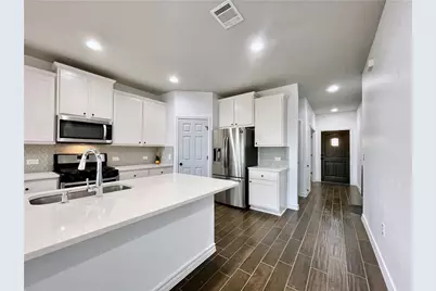 11812 Offaly Drive, Austin, TX 78754 - Photo 11