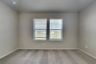 5208 Saddle Clb Dr, Georgetown, TX 78626 - Photo 5