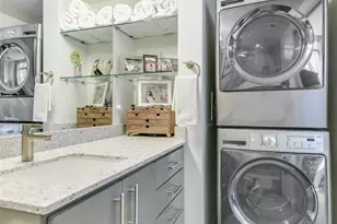 54 Rainey St, Austin, TX 78701 - Photo 15