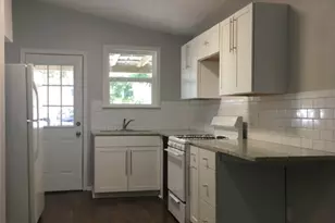 1405 Bob Harrison St, Austin, TX 78702 - Photo 3