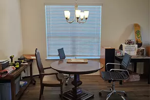 210 Summit Dr, Lockhart, TX 78644 - Photo 3